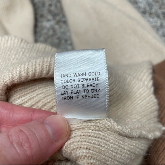 Le Lis Brown White Tan Striped Colorblock Balloon Sleeve Crewneck Sweater Small - Picture 7 of 10